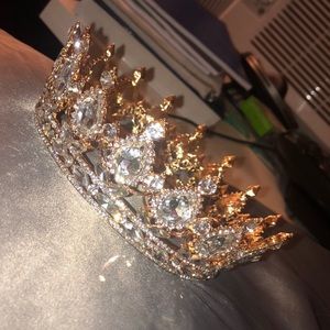 Tiara perfect for events!